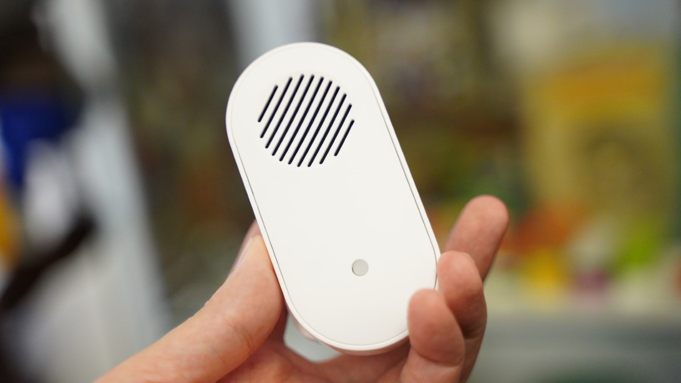 Arlo Chime Vs Arlo Chime 2: Which Arlo Doorbell Chime Is Right For You?