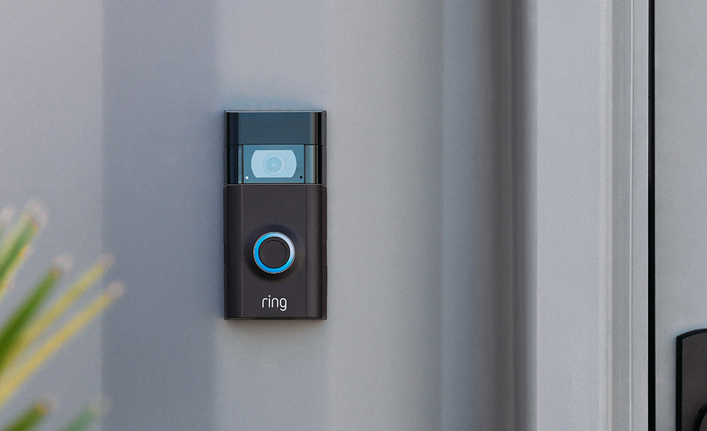 How to fix the Ring Doorbell that does not charge but flashes blue light